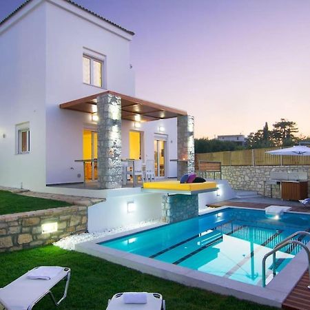 Villa Aada - Moderne Komfortvilla Mit Eigenem Pool Loutra Eksteriør bilde